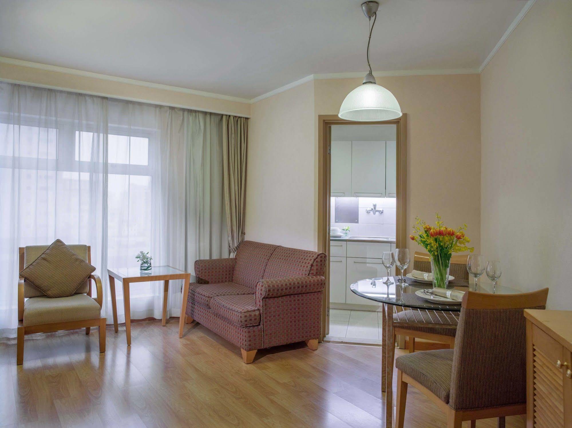 Beijing Landmark Towers Apartment Bagian luar foto