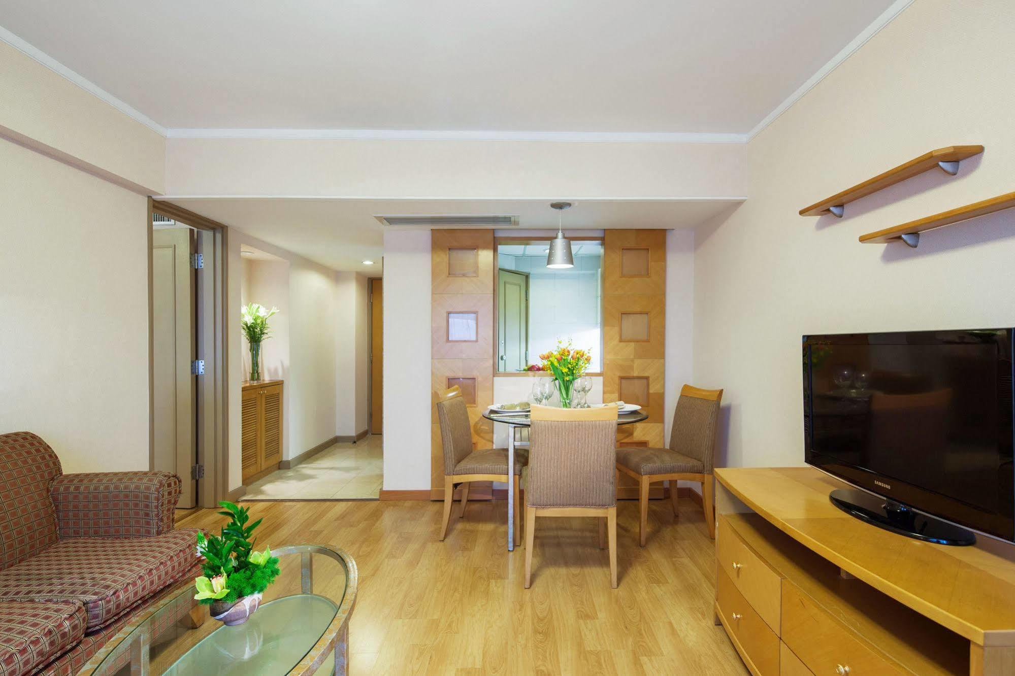Beijing Landmark Towers Apartment Bagian luar foto